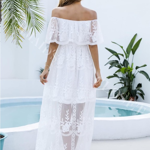 Lace maxi dress - Picture 6 of 7